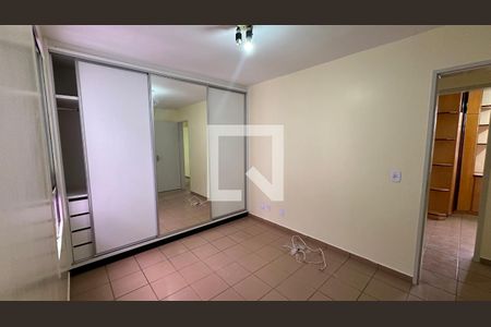 Suite de apartamento para alugar com 3 quartos, 116m² em Setor Leste Universitário, Goiânia