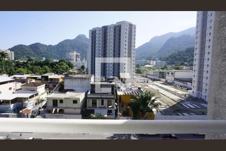 Varanda - Sala de apartamento à venda com 2 quartos, 50m² em Jacarepaguá, Rio de Janeiro