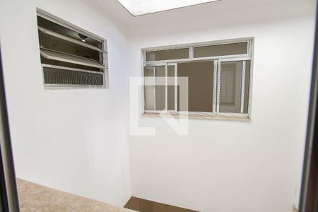 Suíte de casa à venda com 2 quartos, 120m² em Vila Bertioga, São Paulo