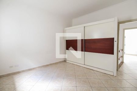 Suíte de casa à venda com 2 quartos, 120m² em Vila Bertioga, São Paulo