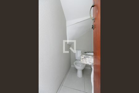 Lavabo  de casa de condomínio para alugar com 2 quartos, 68m² em Cidade Líder, São Paulo