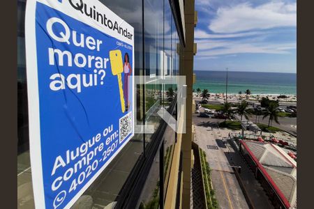 Plaquinha de apartamento à venda com 2 quartos, 74m² em Barra da Tijuca, Rio de Janeiro