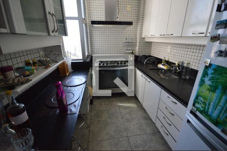 Apartamento à venda com 4 quartos, 394m² em Lourdes, Belo Horizonte