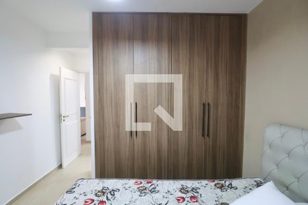 Quarto Suíte  de apartamento para alugar com 2 quartos, 90m² em Barra Funda, Guarujá