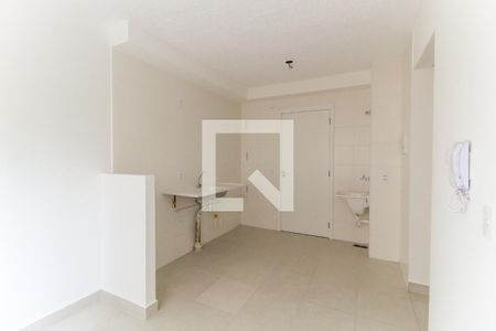 Sala/Cozinha de apartamento para alugar com 2 quartos, 32m² em Itaquera, São Paulo