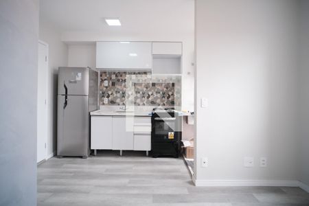Sala/Cozinha de apartamento para alugar com 2 quartos, 35m² em Vila Ré, São Paulo