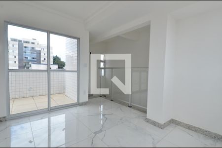 Sala/ Cobertura de apartamento à venda com 4 quartos, 136m² em Sagrada Família, Belo Horizonte