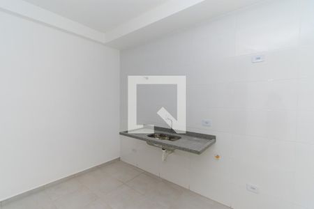 Cozinha de apartamento para alugar com 1 quarto, 33m² em Vila Ema, São Paulo