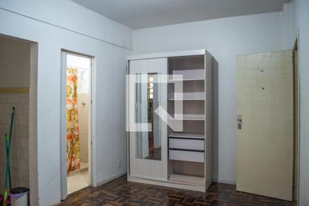Quarto de kitnet/studio à venda com 1 quarto, 42m² em Farroupilha, Porto Alegre
