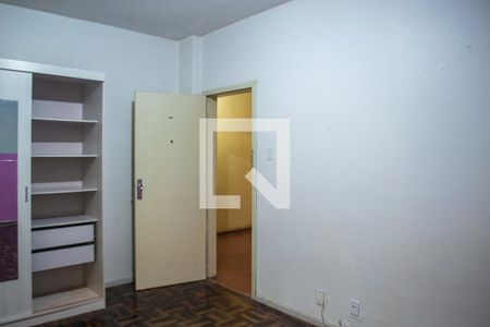 Quarto de kitnet/studio à venda com 1 quarto, 42m² em Farroupilha, Porto Alegre