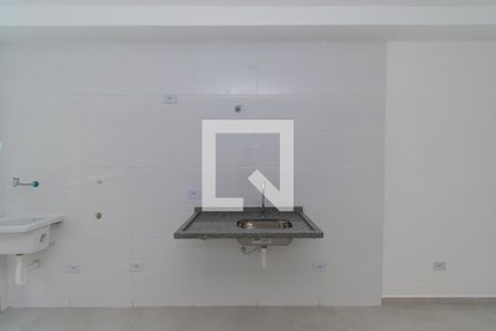 Cozinha de kitnet/studio para alugar com 1 quarto, 27m² em Vila Ema, São Paulo