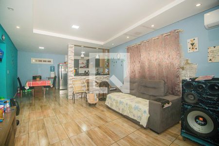 Sala de casa à venda com 2 quartos, 110m² em Mário Quintana, Porto Alegre