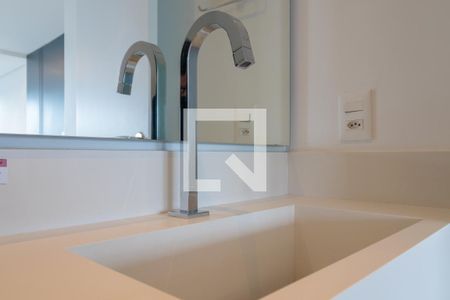 Lavabo de apartamento à venda com 3 quartos, 186m² em Real Parque, São Paulo