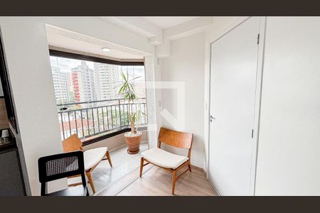 Sala - Cozinha de apartamento para alugar com 1 quarto, 41m² em Vila Valparaiso, Santo André