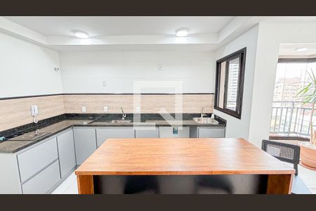 Sala - Cozinha de apartamento para alugar com 1 quarto, 41m² em Vila Valparaiso, Santo André