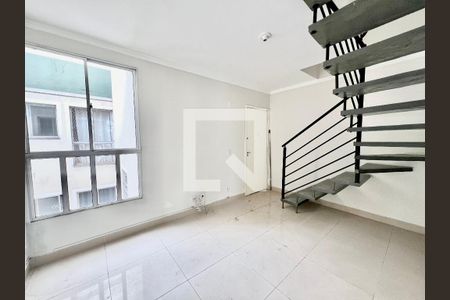 Sala de apartamento para alugar com 2 quartos, 98m² em Fonte Grande, Contagem