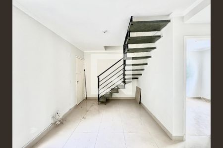 Sala de apartamento para alugar com 2 quartos, 98m² em Fonte Grande, Contagem