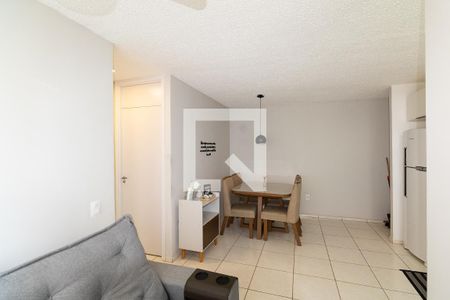 Sala de apartamento para alugar com 2 quartos, 42m² em Campo Grande, Rio de Janeiro