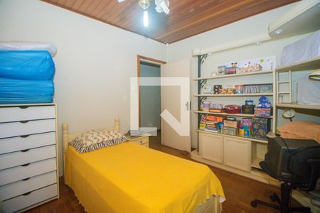 Quarto 1 de casa para alugar com 3 quartos, 221m² em Petrópolis , Porto Alegre