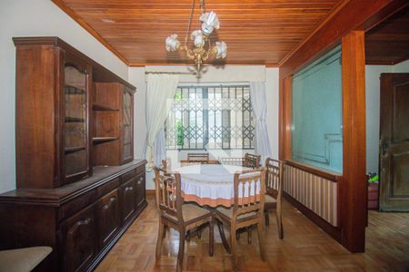 Sala de casa à venda com 3 quartos, 221m² em Petrópolis , Porto Alegre