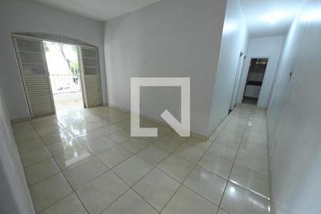 Sala de apartamento para alugar com 2 quartos, 130m² em Setor Urias Magalhães, Goiânia