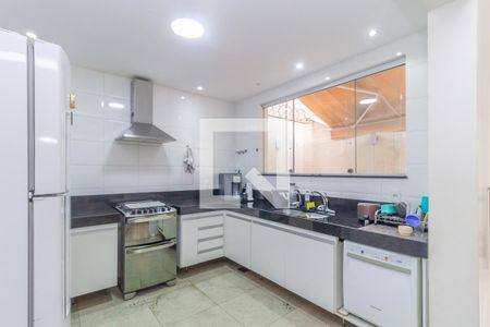 Cozinha de casa à venda com 3 quartos, 195m² em Dona Clara, Belo Horizonte