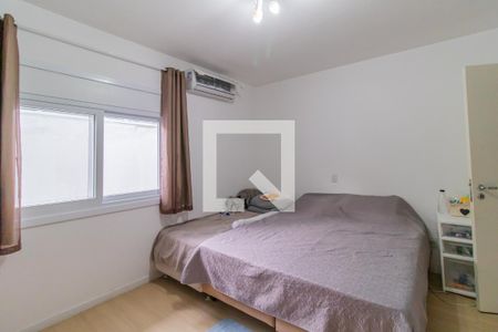 Casa de condomínio à venda com 270m², 5 quartos e 2 vagas Casa de condomínio à venda com 270m², 5 quartos e 2 vagasQuarto 6