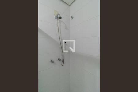 Casa de condomínio à venda com 270m², 5 quartos e 2 vagas Casa de condomínio à venda com 270m², 5 quartos e 2 vagasBanheiro 1