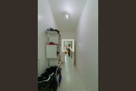 Casa de condomínio à venda com 270m², 5 quartos e 2 vagas Casa de condomínio à venda com 270m², 5 quartos e 2 vagasCorredor