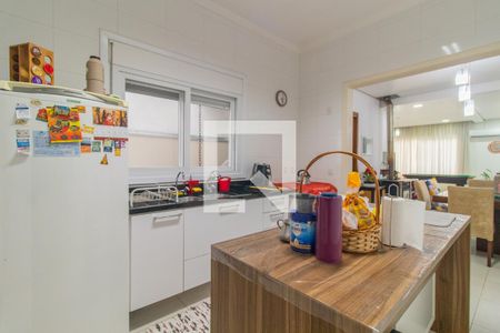 Casa de condomínio à venda com 270m², 5 quartos e 2 vagas Casa de condomínio à venda com 270m², 5 quartos e 2 vagasCozinha