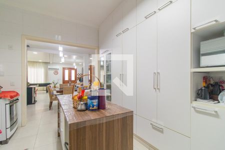 Casa de condomínio à venda com 270m², 5 quartos e 2 vagas Casa de condomínio à venda com 270m², 5 quartos e 2 vagasCozinha