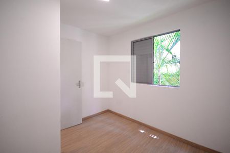 Quarto 2  de apartamento para alugar com 3 quartos, 61m² em Jardim Santa Emilia, São Paulo