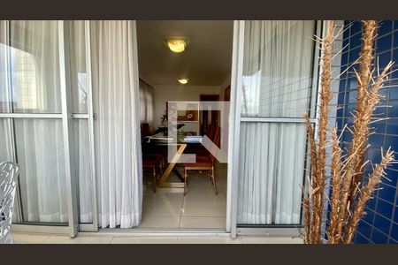 Sala de apartamento à venda com 3 quartos, 90m² em Padre Eustáquio, Belo Horizonte