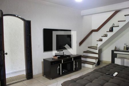 Sala de casa para alugar com 4 quartos, 290m² em Parque Continental Ii, Guarulhos