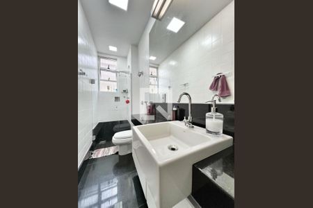 Banheiro 1 de apartamento à venda com 3 quartos, 140m² em Luxemburgo, Belo Horizonte
