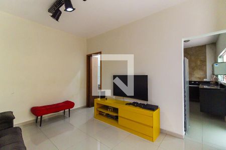 Sala de casa à venda com 2 quartos, 170m² em Jardim das Camélias, São Paulo