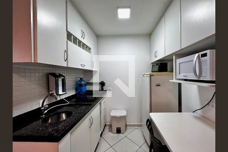 Cozinha de kitnet/studio à venda com 0 quarto, 36m² em Campo Belo, São Paulo