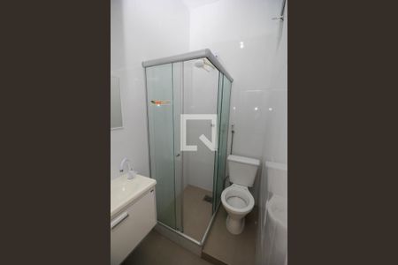 Banheiro de apartamento para alugar com 1 quarto, 23m² em Catete, Rio de Janeiro