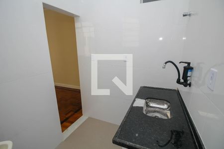 Cozinha de apartamento para alugar com 1 quarto, 23m² em Catete, Rio de Janeiro