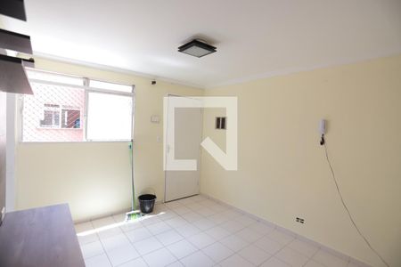 Sala de apartamento para alugar com 2 quartos, 47m² em Cidade Boa Vista, Suzano