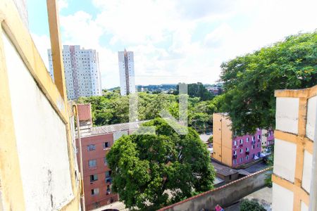 Vista Sala de apartamento para alugar com 2 quartos, 45m² em Conjunto Residencial José Bonifácio, São Paulo