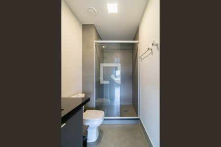 Banheiro de apartamento à venda com 1 quarto, 36m² em Teresópolis, Porto Alegre