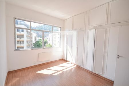 Quarto 1 de apartamento para alugar com 2 quartos, 94m² em Tijuca, Rio de Janeiro