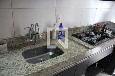 Cozinha de apartamento para alugar com 2 quartos, 60m² em Vila Rosa, Goiânia