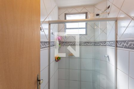 Banheiro de apartamento à venda com 2 quartos, 55m² em Aparecida, Belo Horizonte
