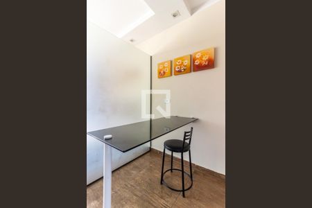 Cozinha - Mesa e Cadeiras de kitnet/studio para alugar com 1 quarto, 35m² em Campos Elíseos, São Paulo