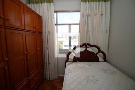 Quarto 1 de apartamento para alugar com 2 quartos, 48m² em Penha, Rio de Janeiro