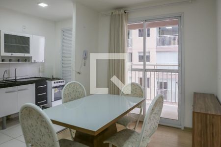 Sala de apartamento para alugar com 2 quartos, 41m² em Parque Industrial Tomas Edson, São Paulo