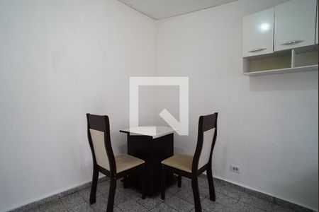 Cozinha de casa para alugar com 1 quarto, 20m² em Vila Indiana, São Paulo