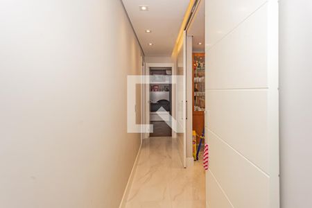 Corredor de apartamento à venda com 3 quartos, 166m² em Bosque da Saúde, São Paulo